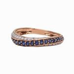 золотые кольца с драгоценными камнями 17097574